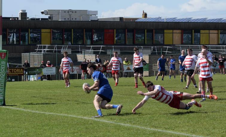  Jack Evans scores a try for Haverfordwest. Picture William John.